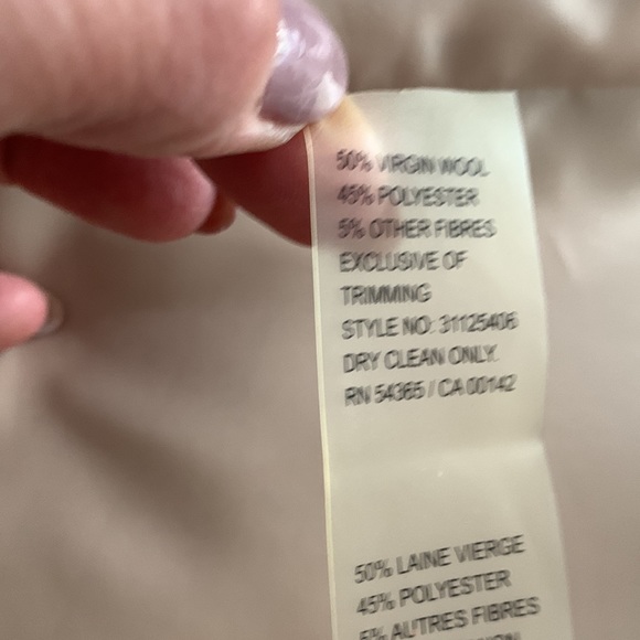 Peter Nygard- spring/fall jacket - Picture 7 of 7